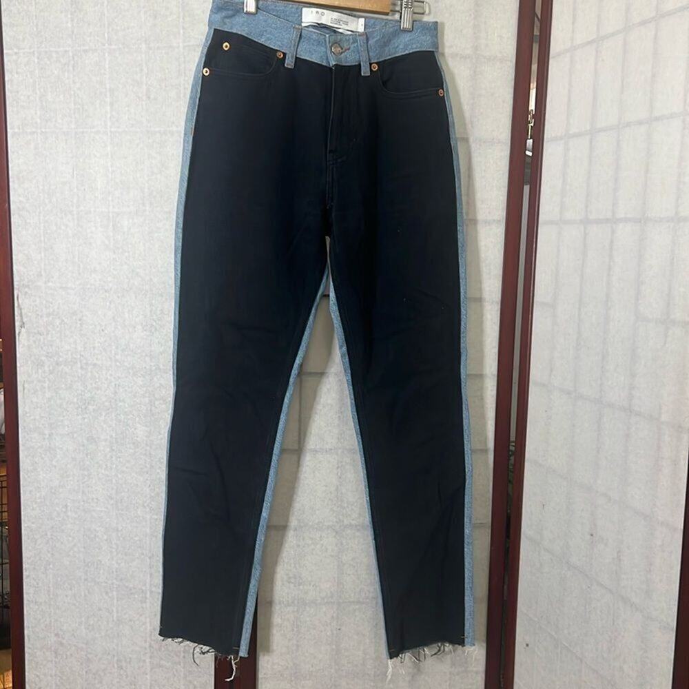 IRO STRAIGHT LEG HIGH RISE JEANS RAW TWO TONE HEM MADE IN ITALY SIZE 26